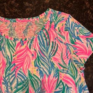 Lilly Pulitzer Scoop Neck Etta Tropical Print Tee